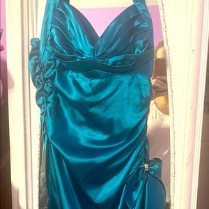 Gorgeous teal blue dress